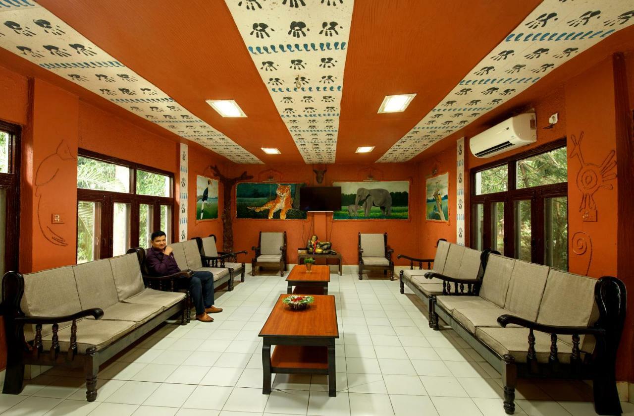 Chitwan Paradise Hotel Sauraha Luaran gambar